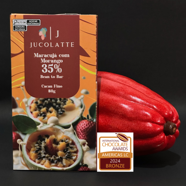 Barra de Chocolate 35% Macarujá com Morango 80g